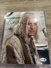 RHYS IFANS FOTO FIRMATA A MANO