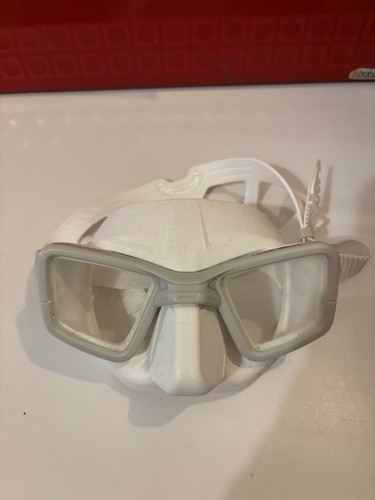 Maschera sub omer - sub, “umberto