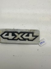 Nissan Terrano 4x4 emblem