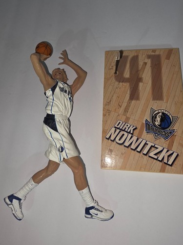 Modellino dirk nowitzki dallas - dirk,