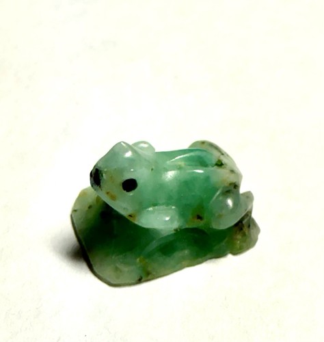 Adorable little frog - little, carving