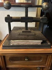 Antica Pressa Manuale Fine 800 Torchio Rilegato