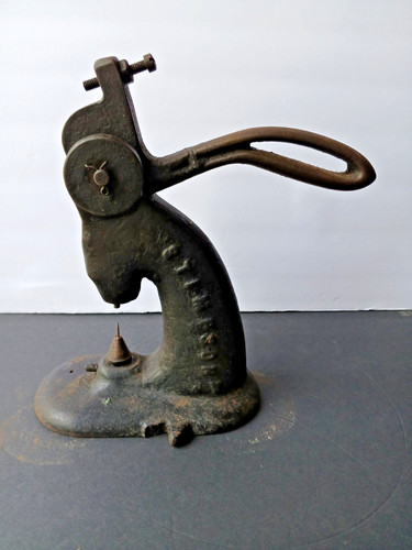 Antica pressa pelle rivetto - antica,