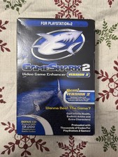 GameShark 2 V2 con scheda di