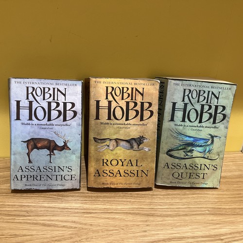 Robin hobb farseer trilogy - robin,