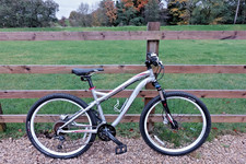 Bici Mtb Specializzata Myka Elite Donna Misura 17" Forcelle Blocco Buona Tuttofare