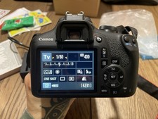 Canon EOS 2000D 24.1 Mpx