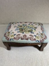 Poggiapiedi arazzo floreale vintage