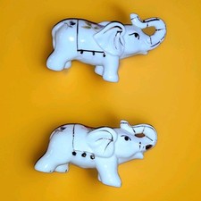 2 Elefanti In Porcellana Dipinti A Mano