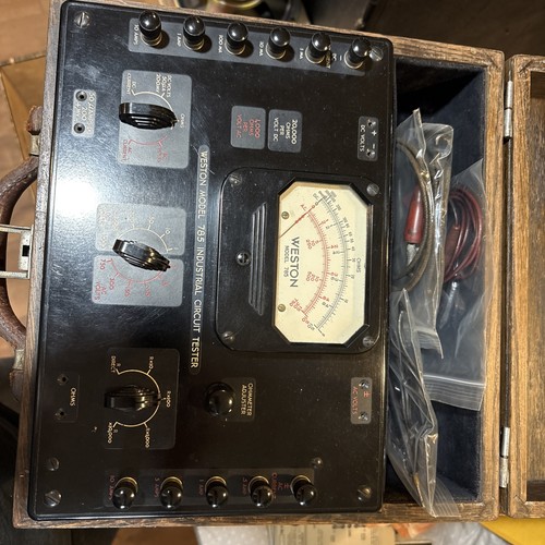Tester circuito industriale