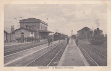 Caserta  -  Sparanise  -  La stazione Ferroviaria  - Molto bella con treni