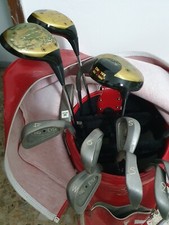 Set mazze da golf, marca Spalding, incluso sacca e palline. Situato a Napoli. 