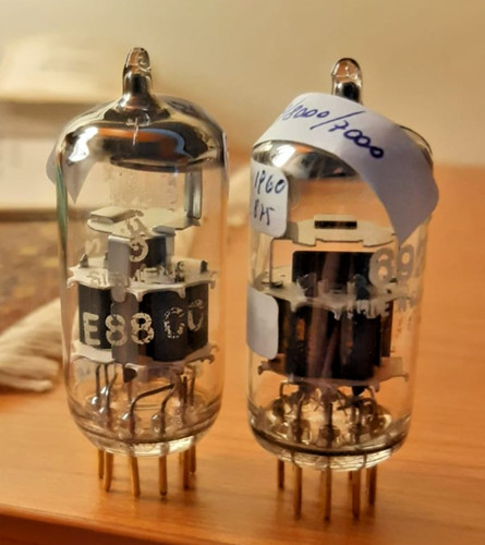 Pair e88cc 6922 - 1,