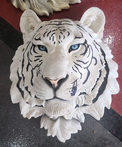 Rara statuina testa di - testa,