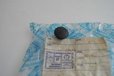 Helmet compartment cap