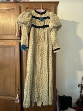 Abito stile antico Regency?