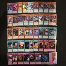MAZZO OSCURITA CONTROL in italiano YUGIOH con bustine protettive e porta mazzo!