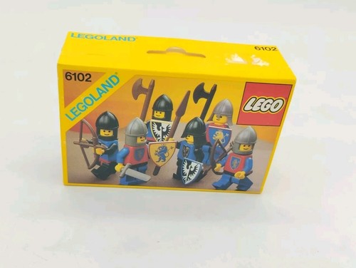 Lego 6102 castle minifigures - lego,