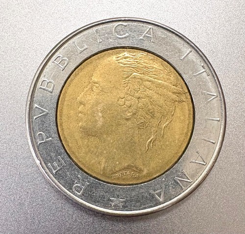 Italy 1982 500 lire metal - 1982,