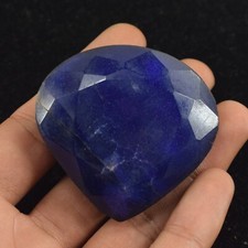 Zaffiro blu africano naturale