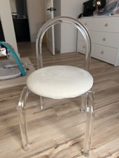 Sedia in acrilico bianco