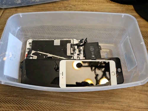 Iphone lot for parts - iphone,