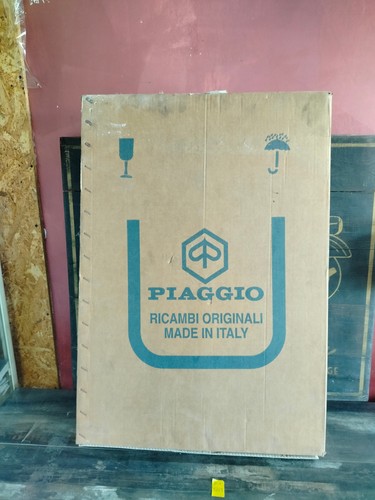 R5753 parabrezza per - -,