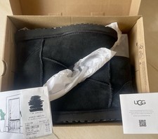 UGG Classic Mini II Stivaletti per Donna - Neri, EU 38