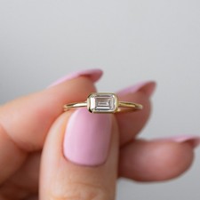 1 KT Moissanite Splendente