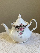 Royal Albert Concerto Roses