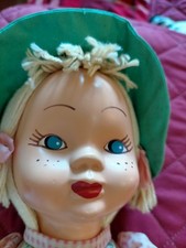 BAMBOLA IN VINILE ANNI 70