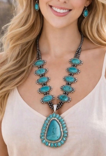 Collana con ciondolo - , cabochon