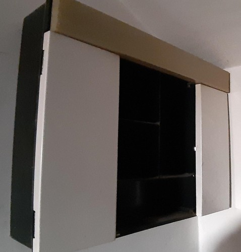 Mobiletto bagno con