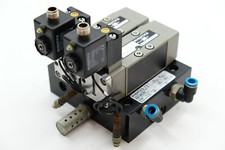 Aventics R422 003 622 + 2 R422