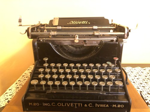 Macchina scrivere olivetti - scrivere,