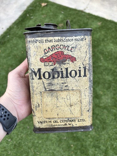 Vintage mobiloil oil can - vintage,