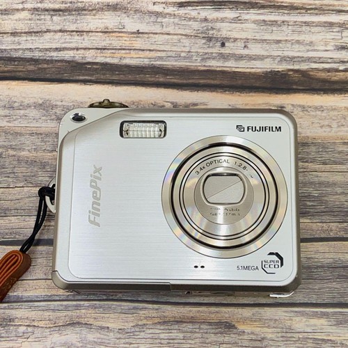 Fotocamera digitale compatta