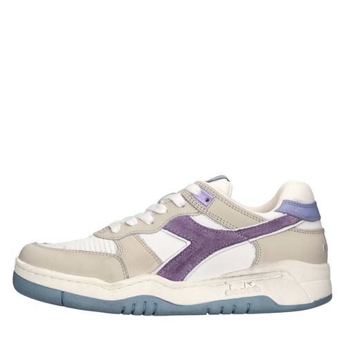 560 used sneakers diadora - b.560,