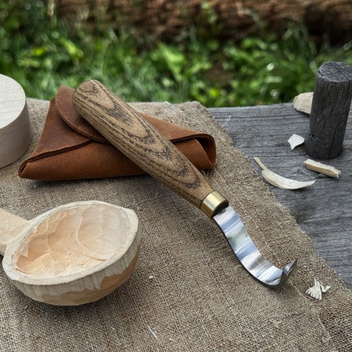 Coltello con gancio per