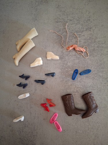 Lotto paia scarpe barbie - lotto,