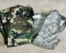 LOTTO di 2 pantaloni militari