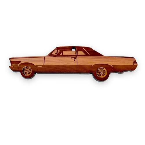 Muscle car cedar - cedar, ornament
