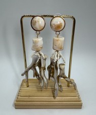 Orecchini corallo beige -