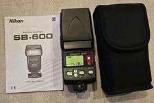Nikon Speedlight SB-600 flash