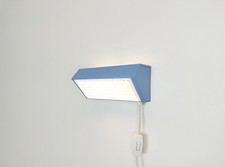 Lampada da parete brutalista