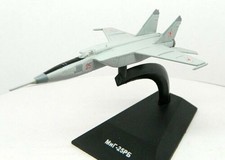 MiG-25 RB 1:123 Deagostini