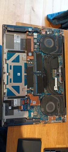 Dell xps 9500 per ricambi - 15,