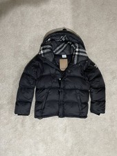 Burberry puffer size M