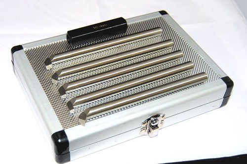 Set utensili per - set, di