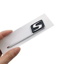 1 Logo Fregio Emblema S per Mercedes Classe C63 S CLA A45 S AMG Posteriore